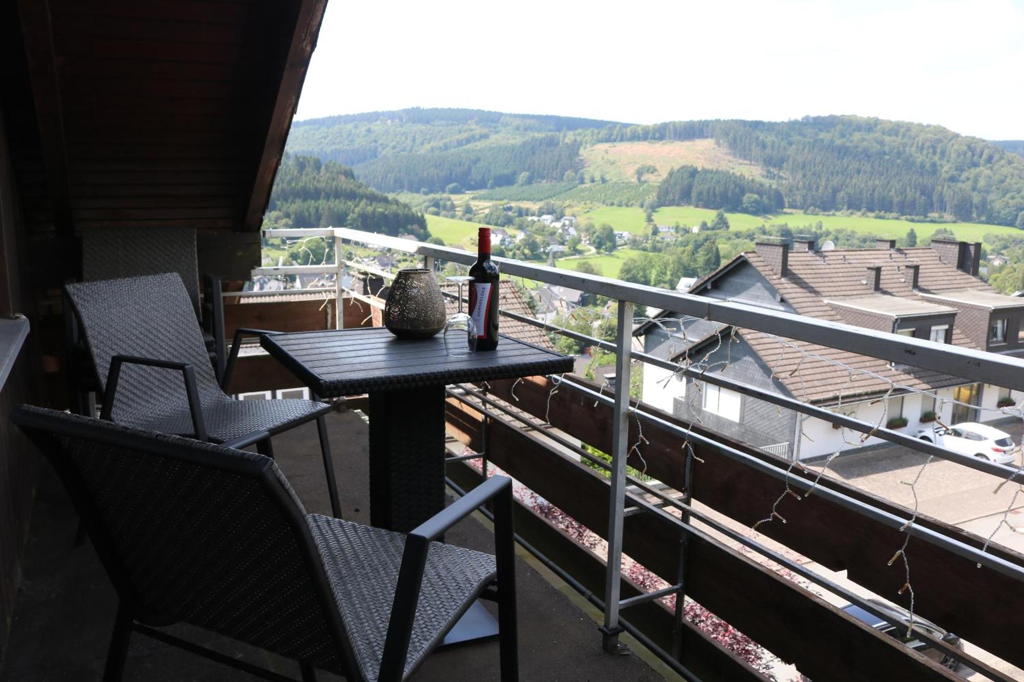 Ferienwohnung Suedhang Winterberg Bagian luar foto